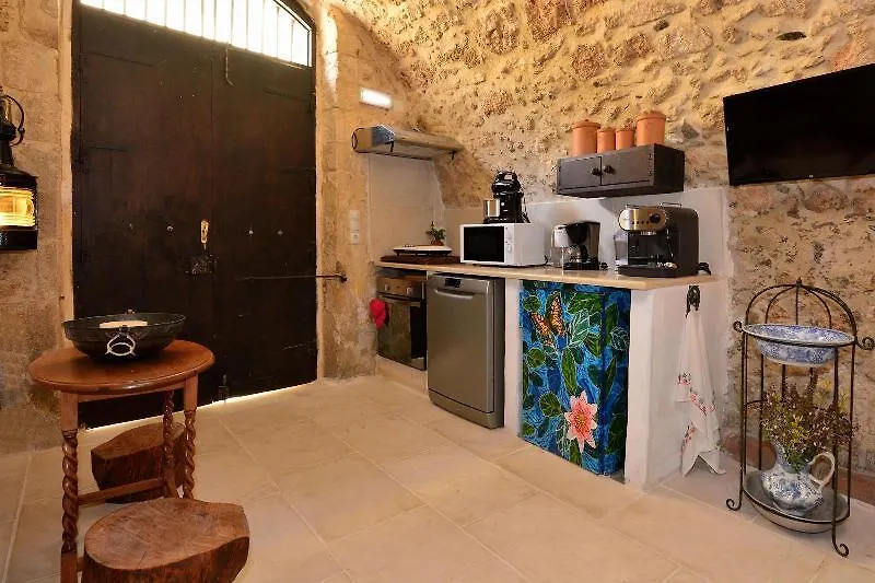 Homestay Antonia'S House - Old Town Apartment Rethymno